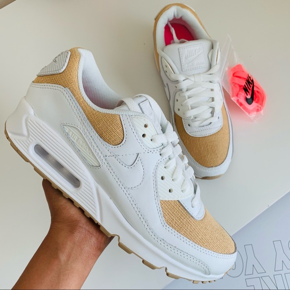 Nike Air Max 90 - Picture 6 of 9